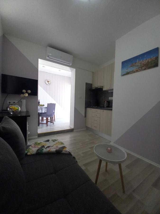Apartman Maja Leilighet Kaštela Eksteriør bilde